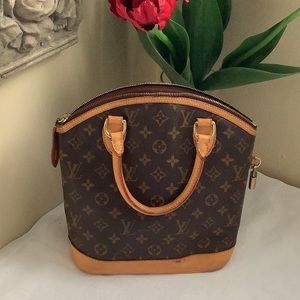 Louise Vuitton PM Tote bag.
